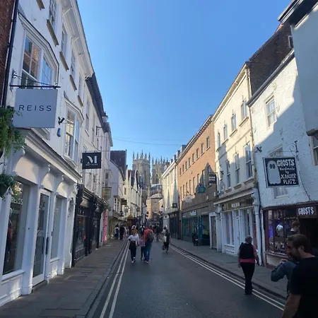Perfect In * York